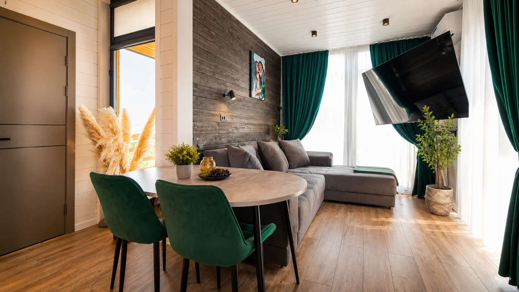 NORWAY 144 — интерьер, фото 1